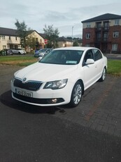 2014 - Skoda Superb Manual