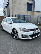 2014 - Volkswagen Golf Automatic