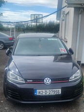 2014 - Volkswagen Golf Manual