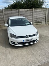 2014 - Volkswagen Golf Manual