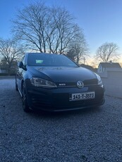 2014 - Volkswagen Golf Manual