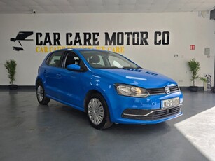 2014 - Volkswagen Polo Automatic