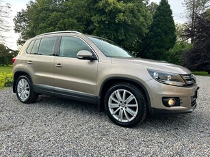 2014 - Volkswagen Tiguan Manual