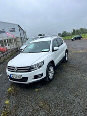 2014 - Volkswagen Tiguan Manual