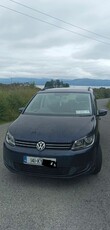 2014 - Volkswagen Touran Manual