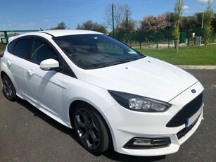 2015 - Ford Focus Manual