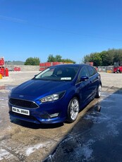 2015 - Ford Focus Manual