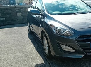 2015 - Hyundai i30 Manual