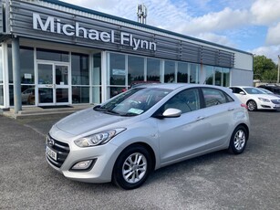 2015 - Hyundai i30 Manual