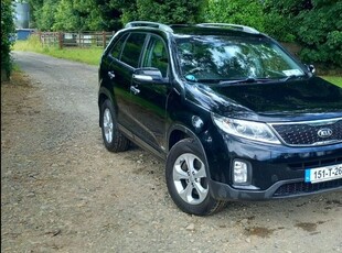 2015 - Kia Sorento Manual