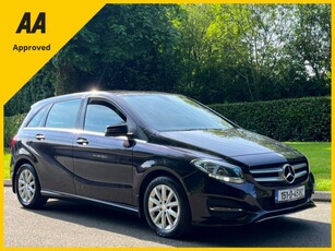 2015 - Mercedes-Benz B-Class Manual