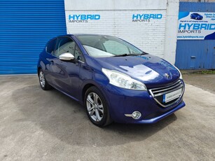 2015 - Peugeot 208 Automatic