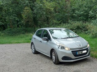 2015 - Peugeot 208 Manual