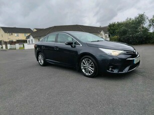 2015 - Toyota Avensis Manual