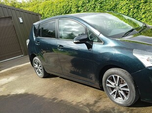 2015 - Toyota Verso Manual