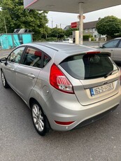 2016 - Ford Fiesta Manual