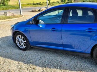 2016 - Ford Focus Manual