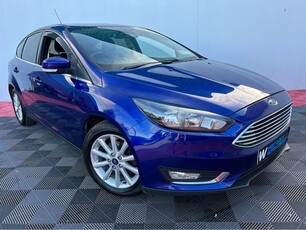 2016 - Ford Focus Manual