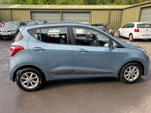 2016 - Hyundai i10 Manual