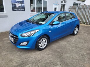 2016 - Hyundai i30 Manual