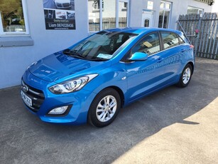 2016 - Hyundai i30 Manual