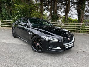 2016 - Jaguar XE Manual