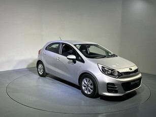 2016 - Kia Rio Manual