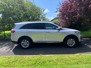 2016 - Kia Sorento Manual