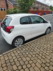 2016 - Peugeot 108 Manual