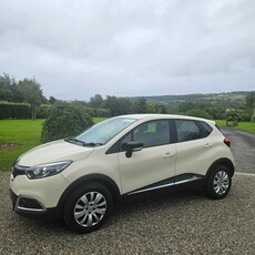 2016 - Renault Captur Manual