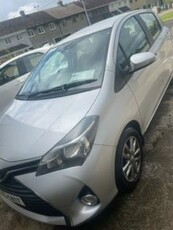 2016 - Toyota Yaris Manual