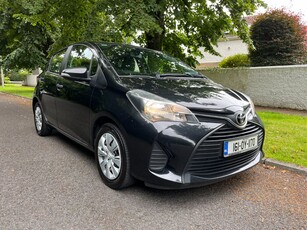 2016 - Toyota Yaris Manual