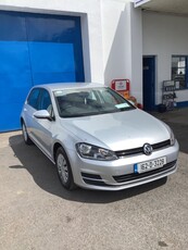 2016 - Volkswagen Golf Manual