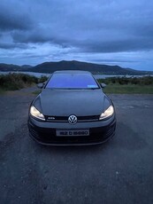 2016 - Volkswagen Golf Manual