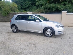 2016 - Volkswagen Golf Manual