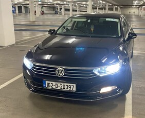 2016 - Volkswagen Passat Manual