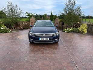 2016 - Volkswagen Passat Manual