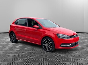 2016 - Volkswagen Polo Automatic