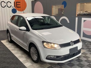 2016 - Volkswagen Polo Automatic