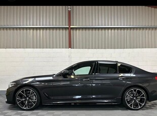 2017 - BMW 5-Series Automatic