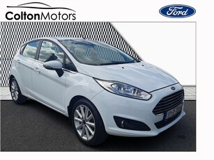 2017 - Ford Fiesta Manual