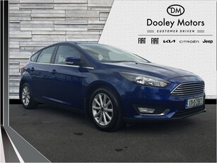 2017 - Ford Focus Manual