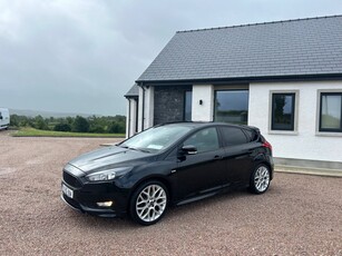 2017 - Ford Focus Manual