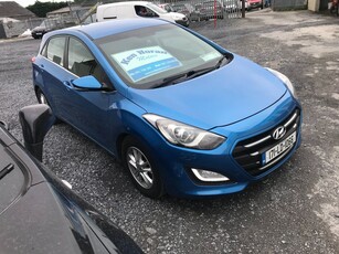 2017 - Hyundai i30 Manual