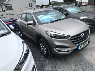 2017 - Hyundai Tucson Manual