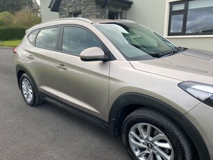 2017 - Hyundai Tucson Manual