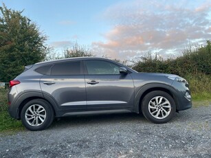 2017 - Hyundai Tucson Manual