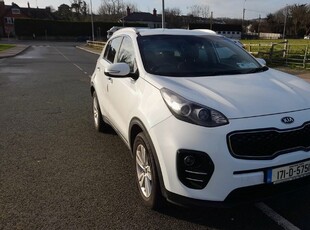 2017 - Kia Sportage Manual