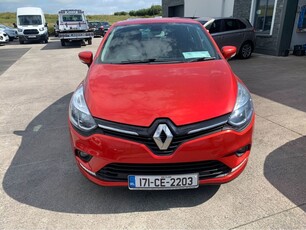 2017 - Renault Clio Manual