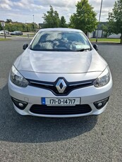 2017 - Renault Fluence Manual